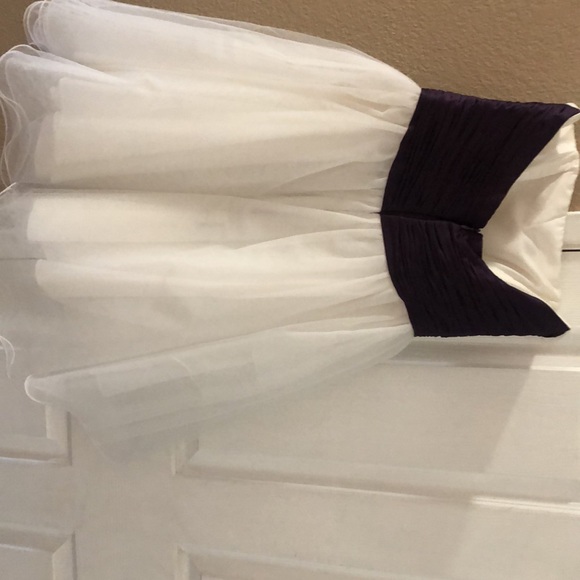 Dress used - Picture 4 of 5